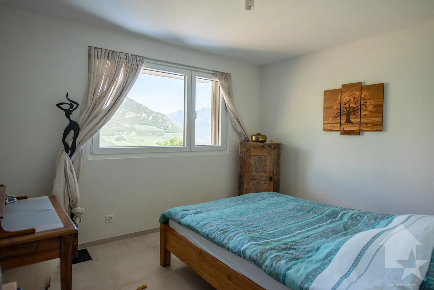 Superb 4.5 rooms, large terrace, top view and sunlight, quiet - Photo 10 of 13