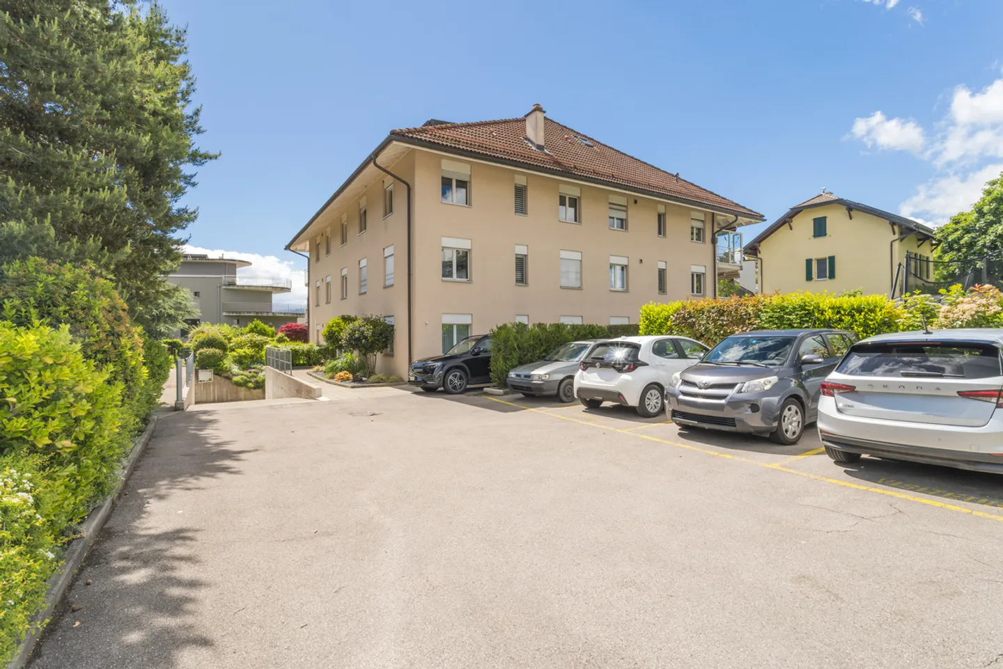Appartement fonctionnel avec spacieux séjour et balcon - Foto 1 di 6