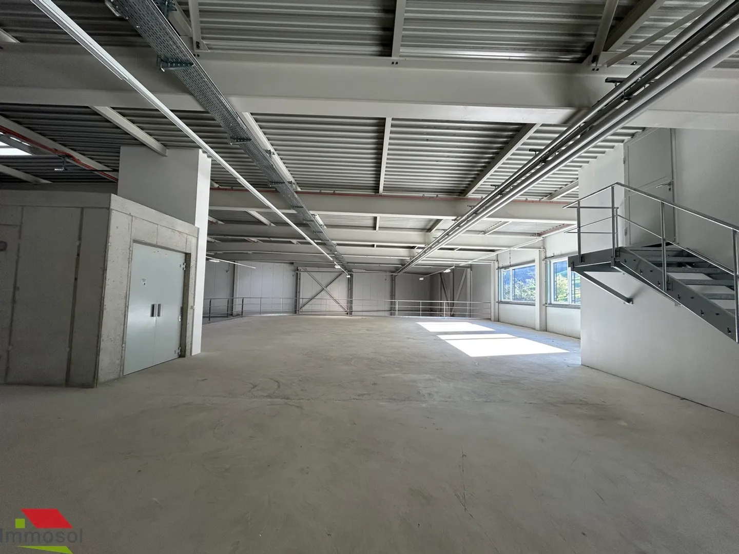 Moudon - Superfici di stoccaggio di 82 m2 e 116 m2 in affitto - Foto 3 di 5