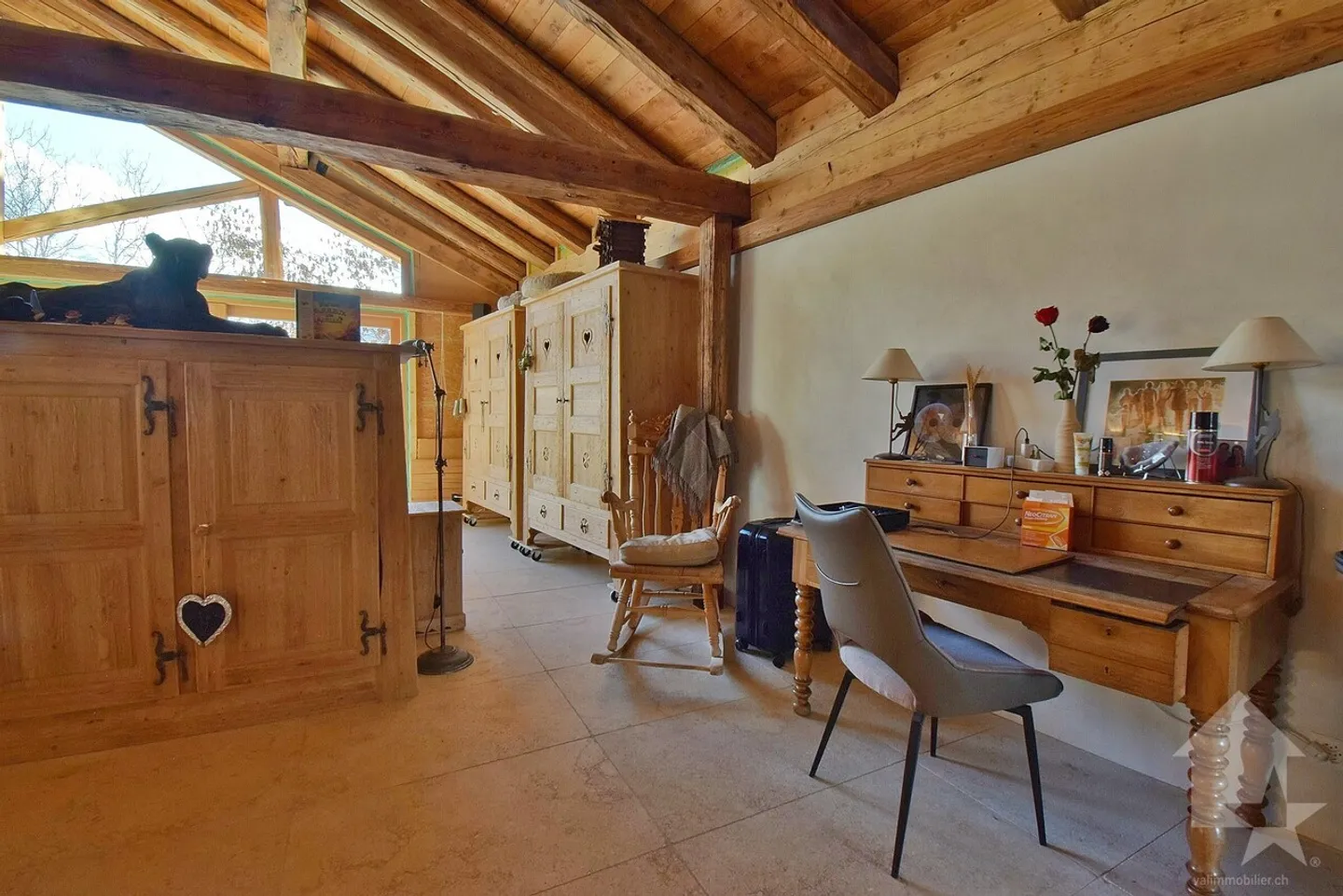 Magnificent chalet, spacious, renovated with a garage + terrace - Photo 11 of 13