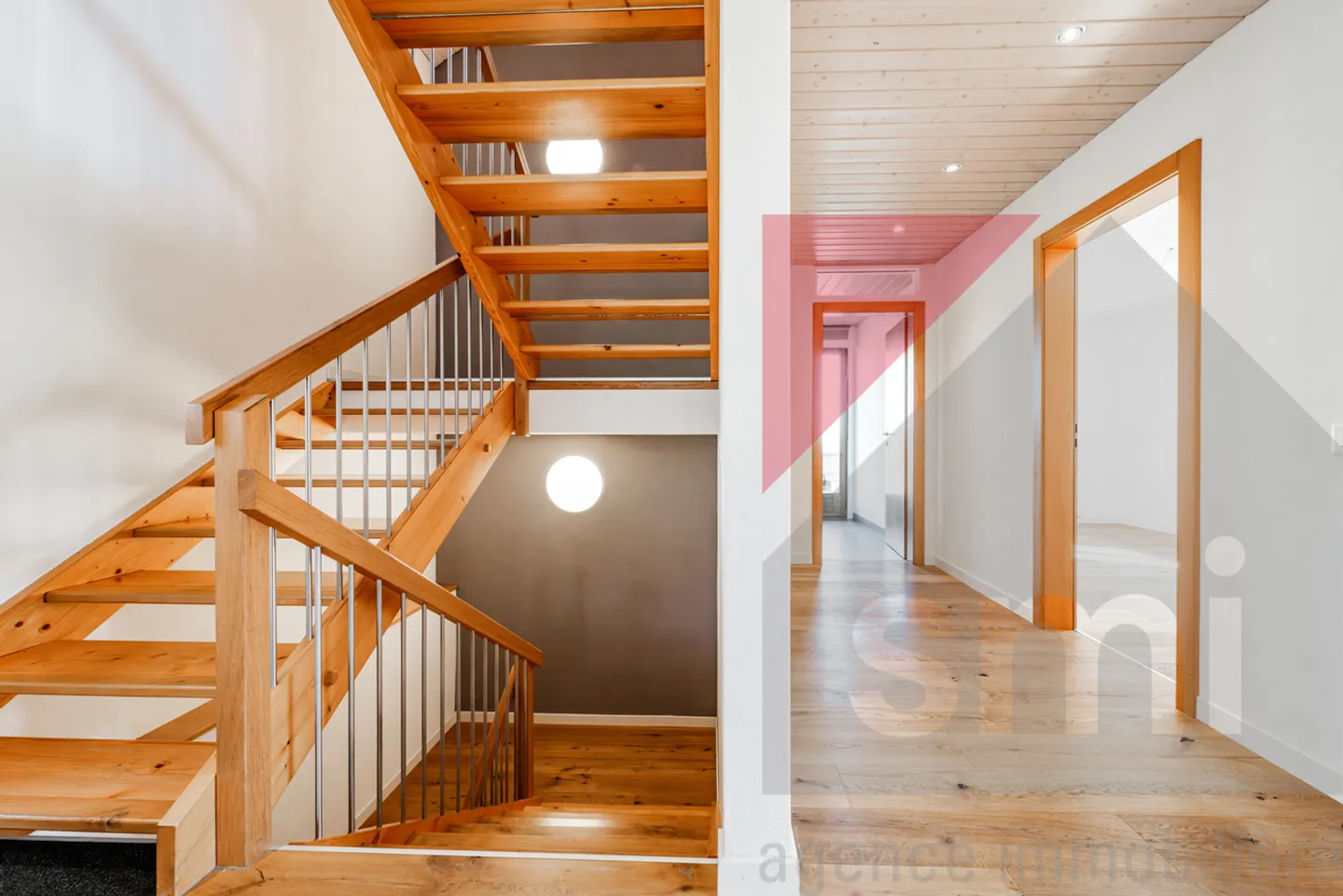 MORLON Villa molto spaziosa di 9 p. Terreno di 1052m2 con vista lago - Foto 6 di 13