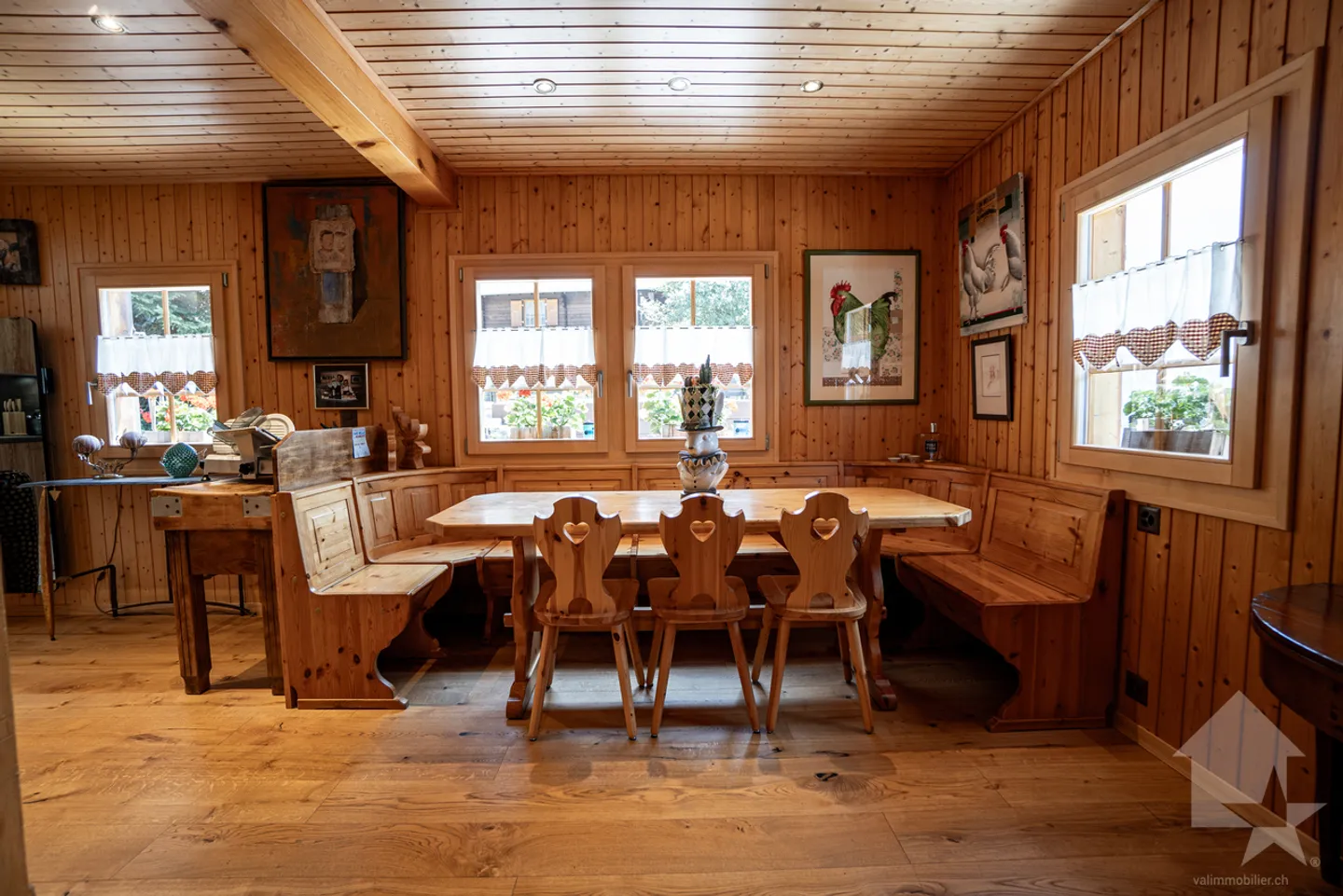 Chalet Charmant avec Jardin - Photo 4 sur 13