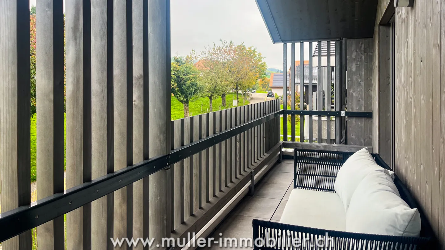 Beautiful corner semi-detached villa in the heart of nature - Photo 10 of 13