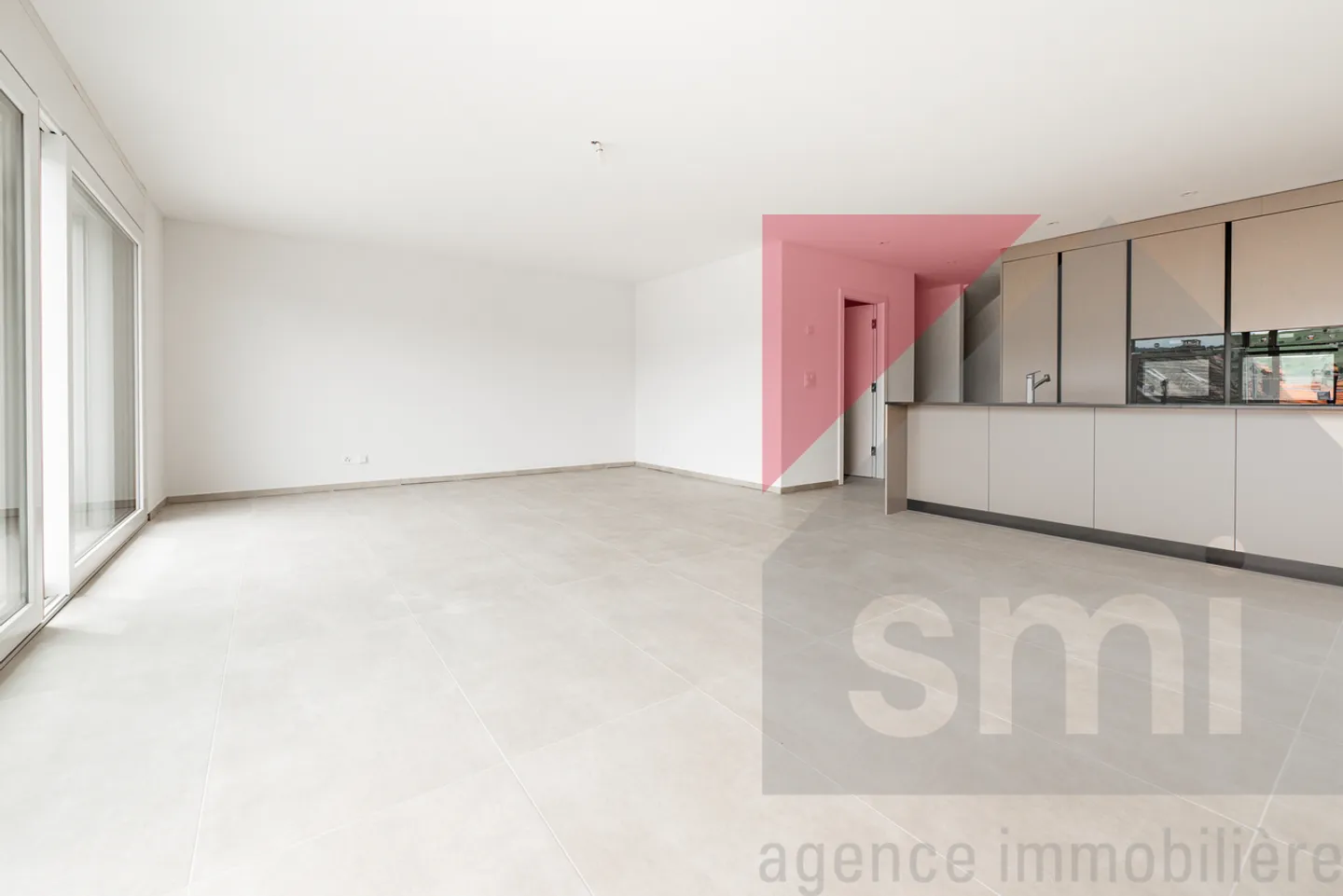 New 5-room villa with a 50m2 living space! - Photo 2 of 13