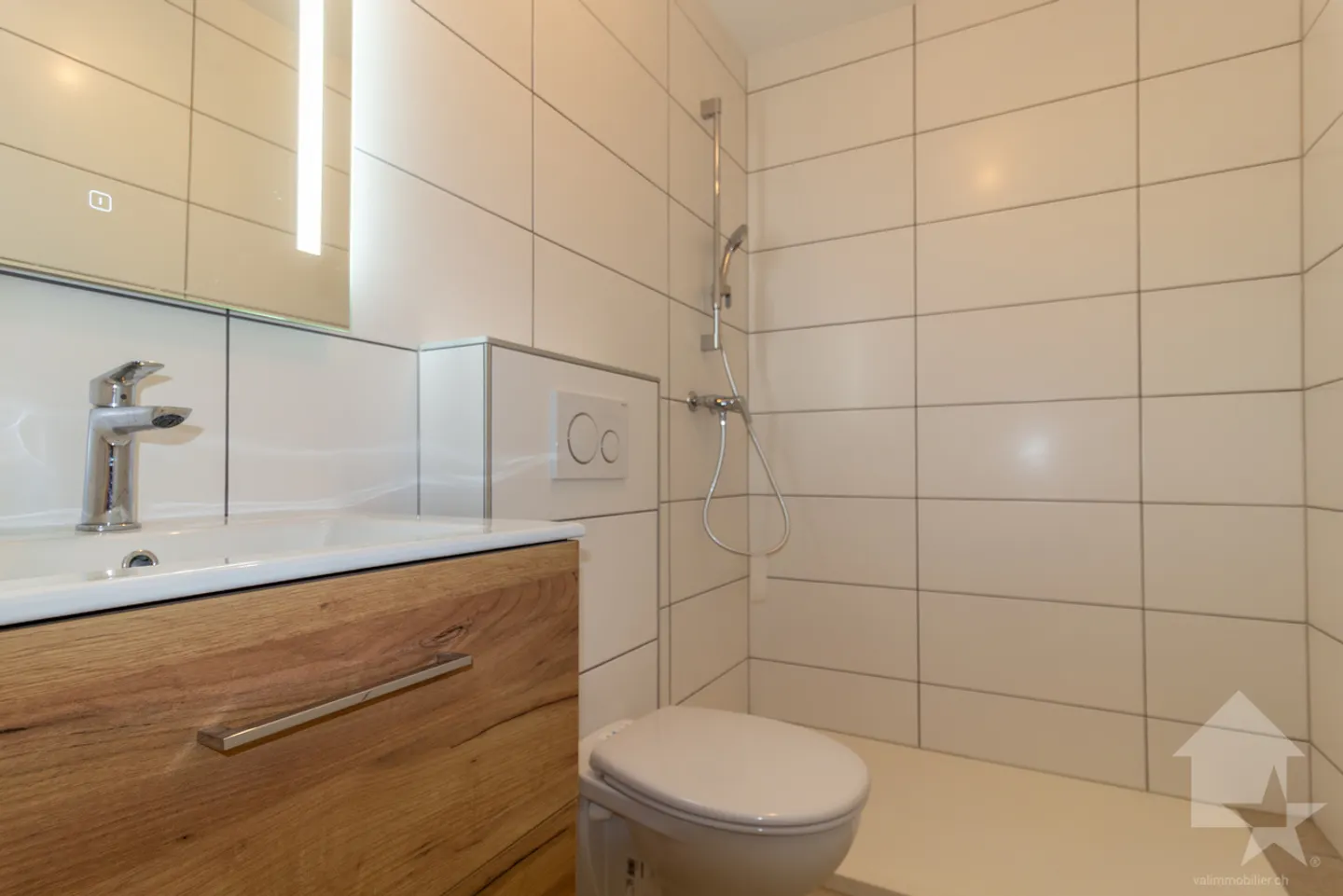 Charmante renovierte 3,5-Zimmer-Wohnung mit Garten und Terrasse - Foto 10 von 13