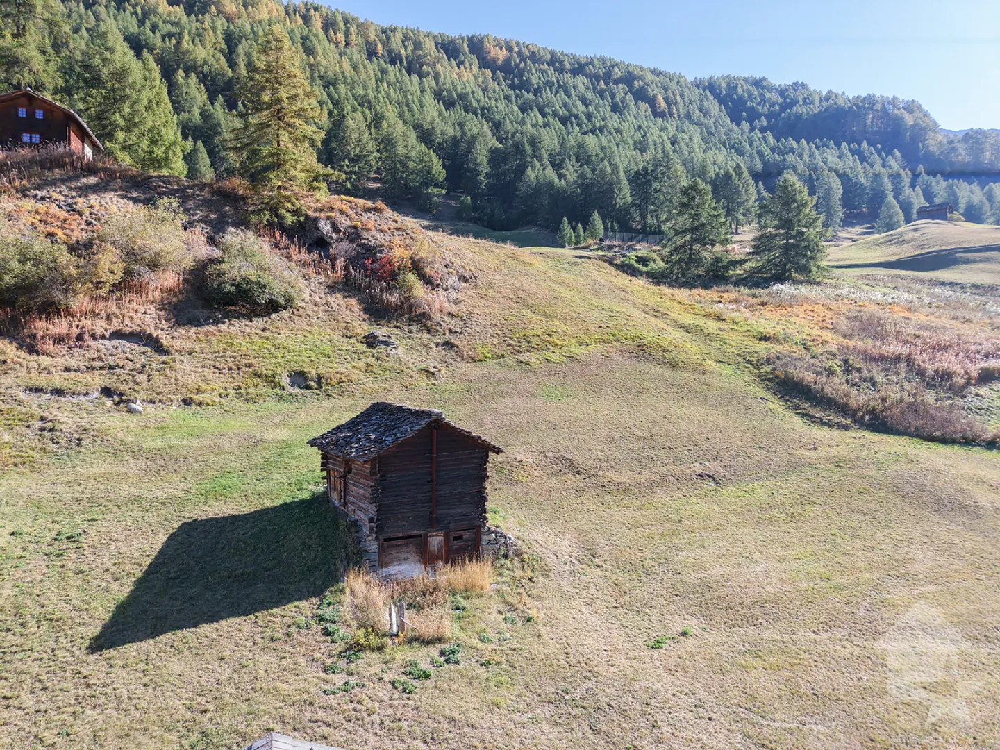 Raccard to renovate in the hamlet of La Forclaz - Photo 1 of 8