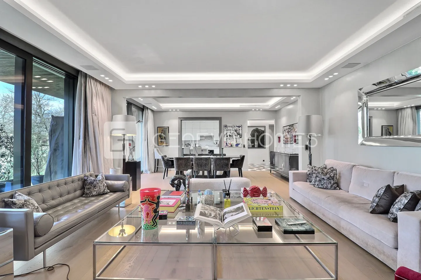 Exceptional Penthouse in the Heart of Conches - Photo 1 of 9