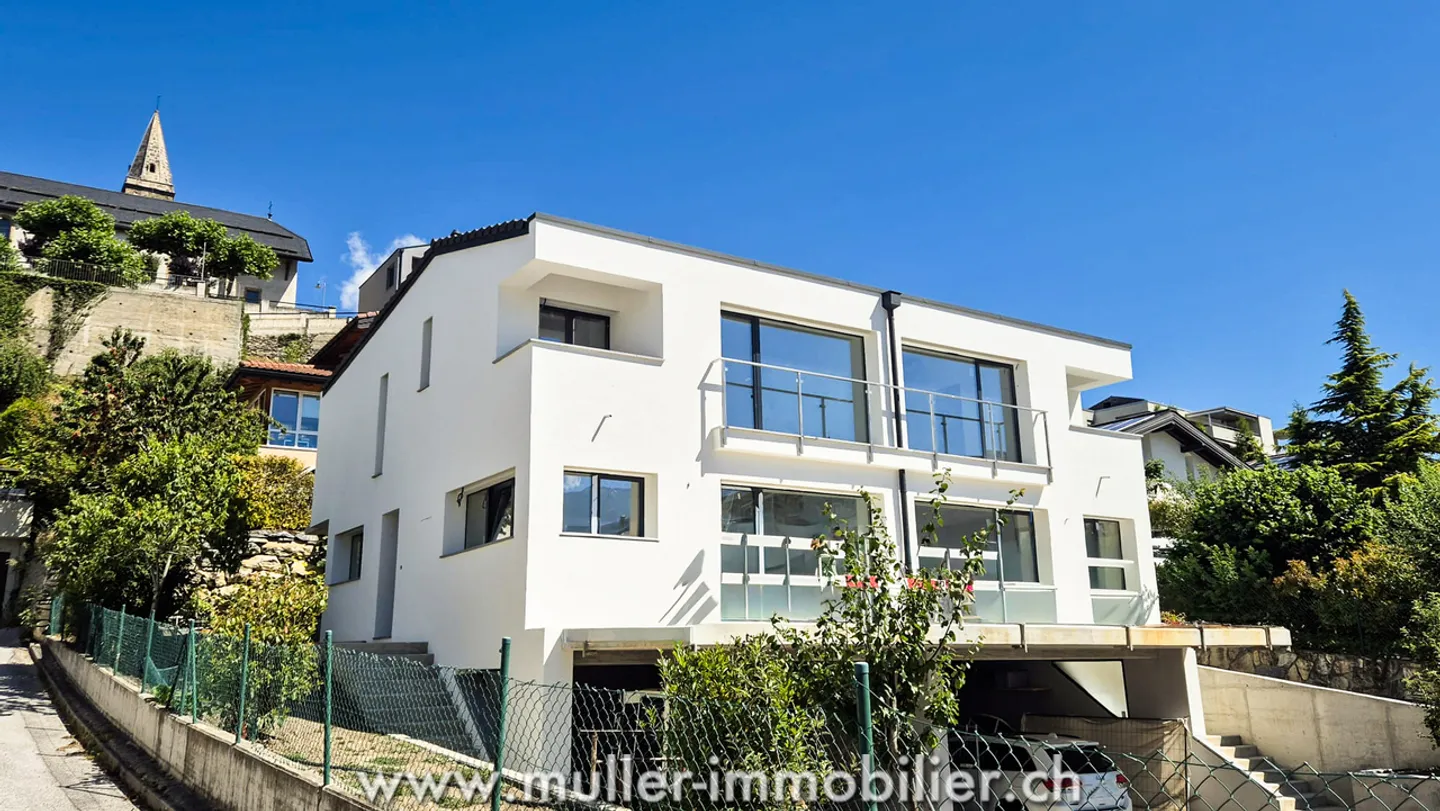 Large semi-detached villa under construction near Sion in Grimisuat - Photo 8 of 11