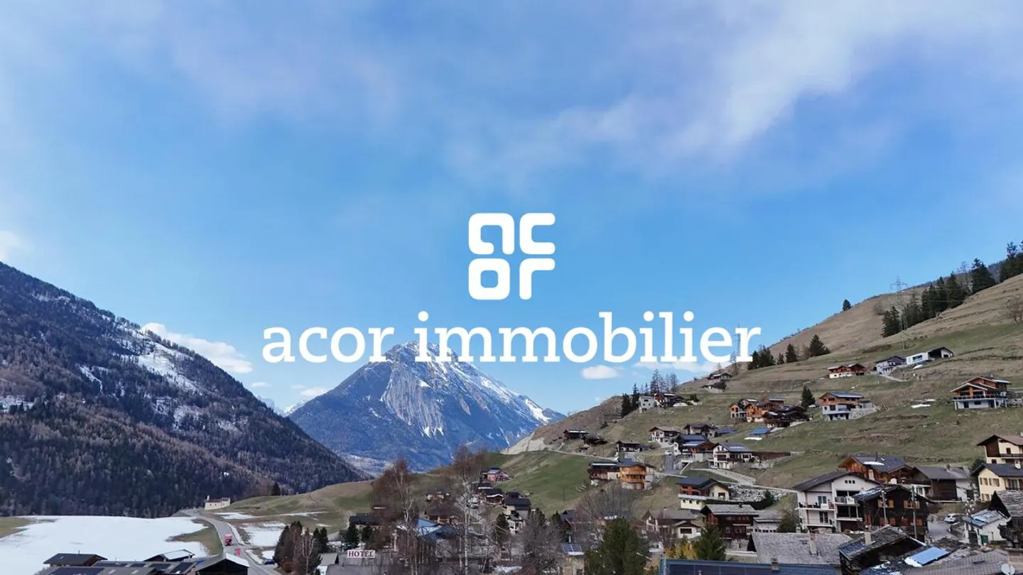 Maison de village avec deux appartements 4,5 pièces à Liddes - Foto 1 di 11