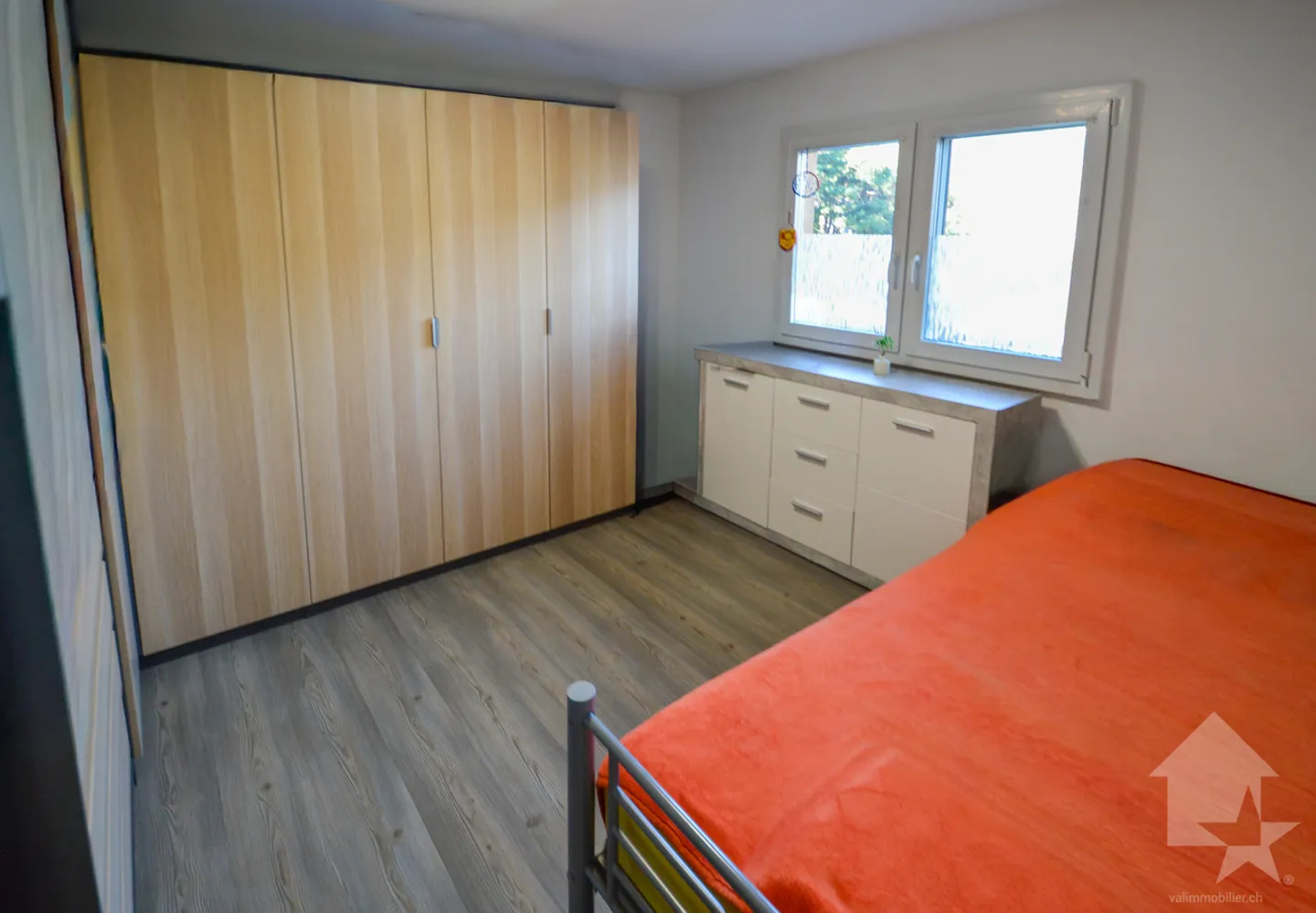 Charmantes Doppelhaus mit natürlichem Paradies vor Ihrer Tür - Foto 10 von 13