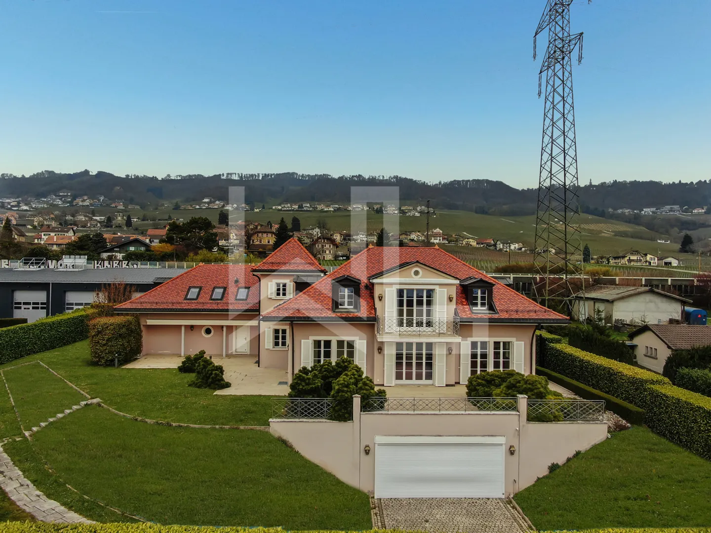 Property with adjoining apartment and indoor pool - Photo 11 of 13