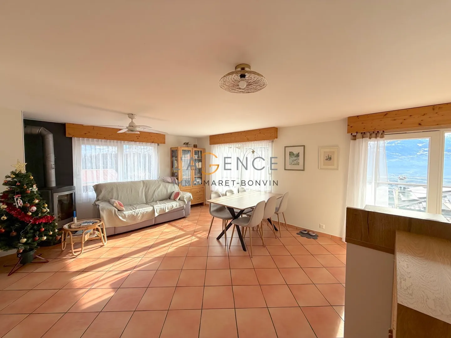 4,5-ZIMMER-WOHNUNG MIT 9 M2 TERRASSE - Foto 1 von 9