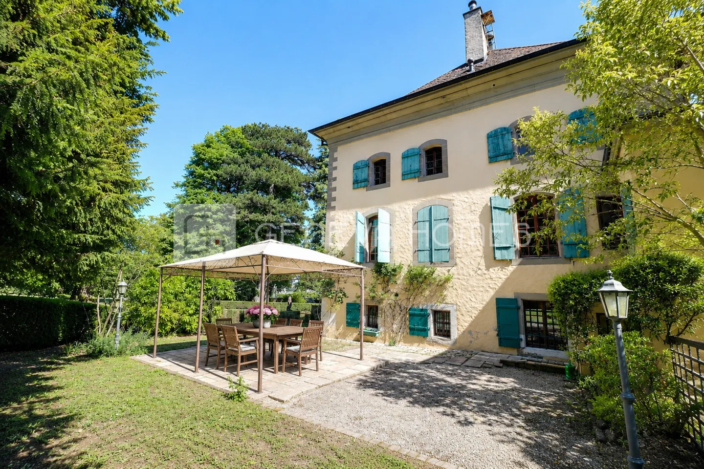 Prestigious apartment combining history, charm, and nature - Photo 6 of 6