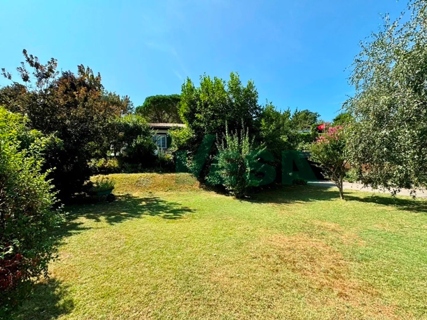 Accogliente casa unifamiliare su un unico piano con ampio giardino - Foto 2 von 13
