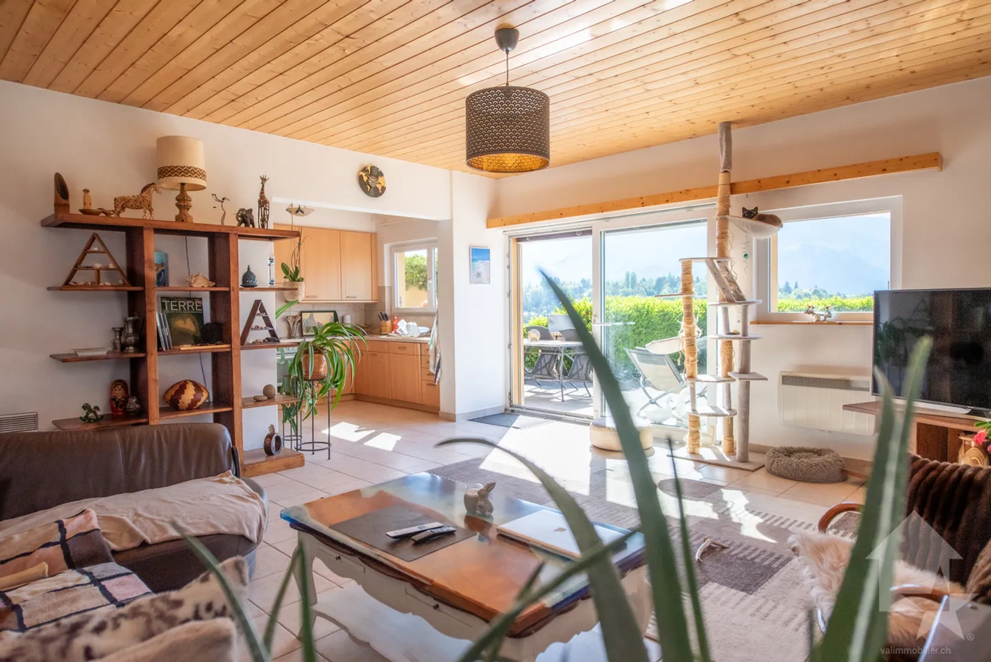 5,5-Zimmer-Villa am Rande von Weinbergen, atemberaubende Aussicht, ruhig, sonnig - Foto 5 von 12