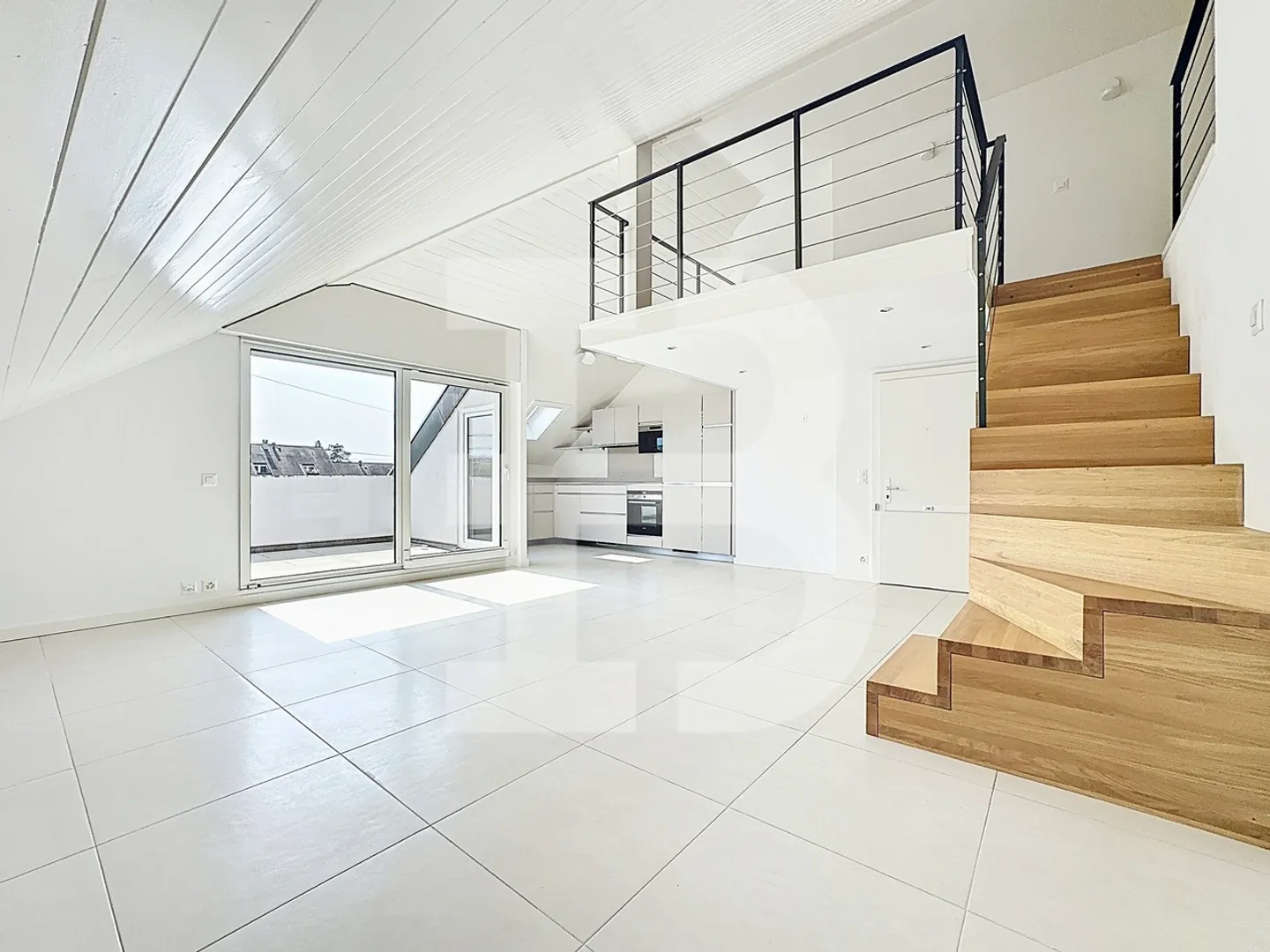 Attique de 3,5 pièces avec vue 1 chambre - 1 mezzanine - 2 terrasses - Foto 1 di 9