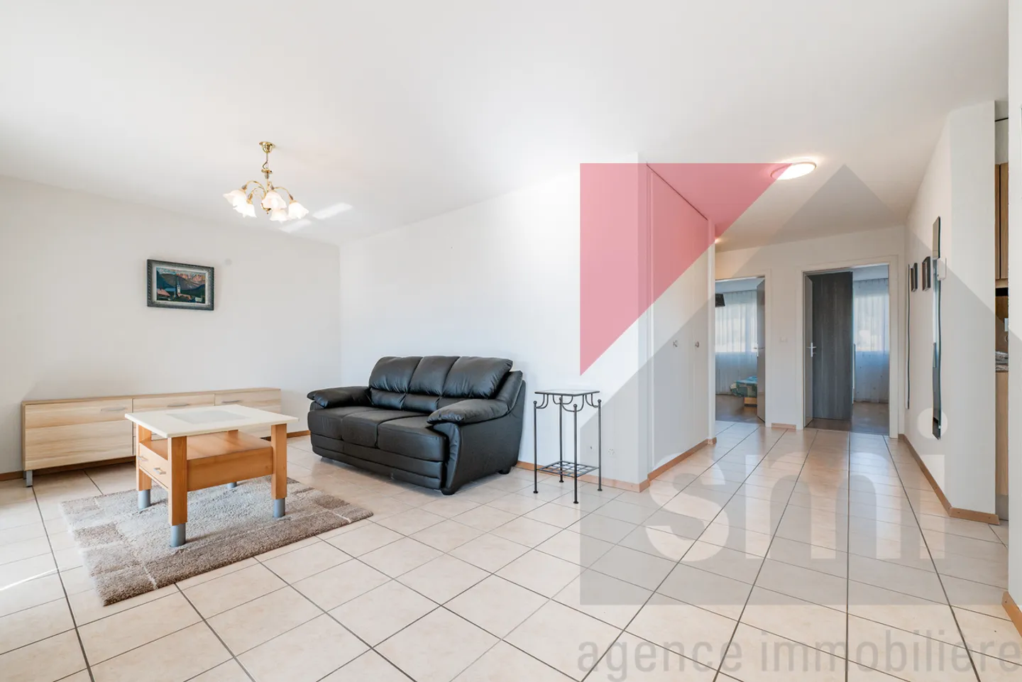 Beautiful 3.5-room apartment ideally located in the heart of Riaz - Photo 4 of 11