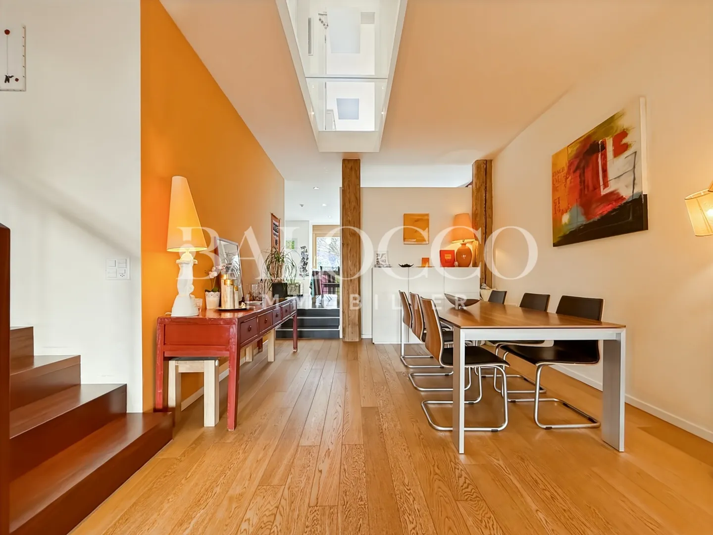 Maison Familiale Charmante avec Vue sur le Lac - Photo 2 sur 9