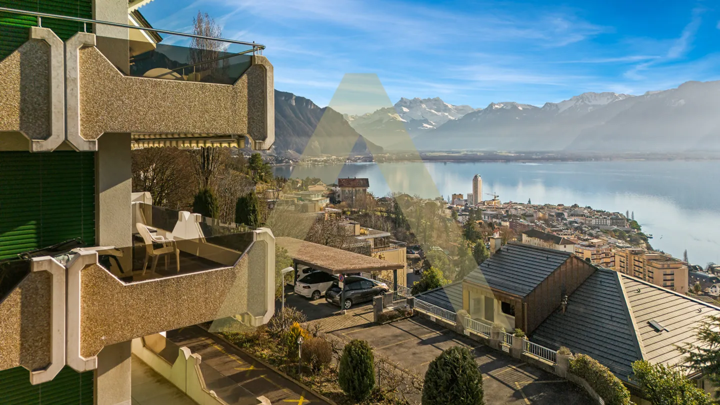 Appartamento spazioso con vista lago mozzafiato - Foto 1 di 7