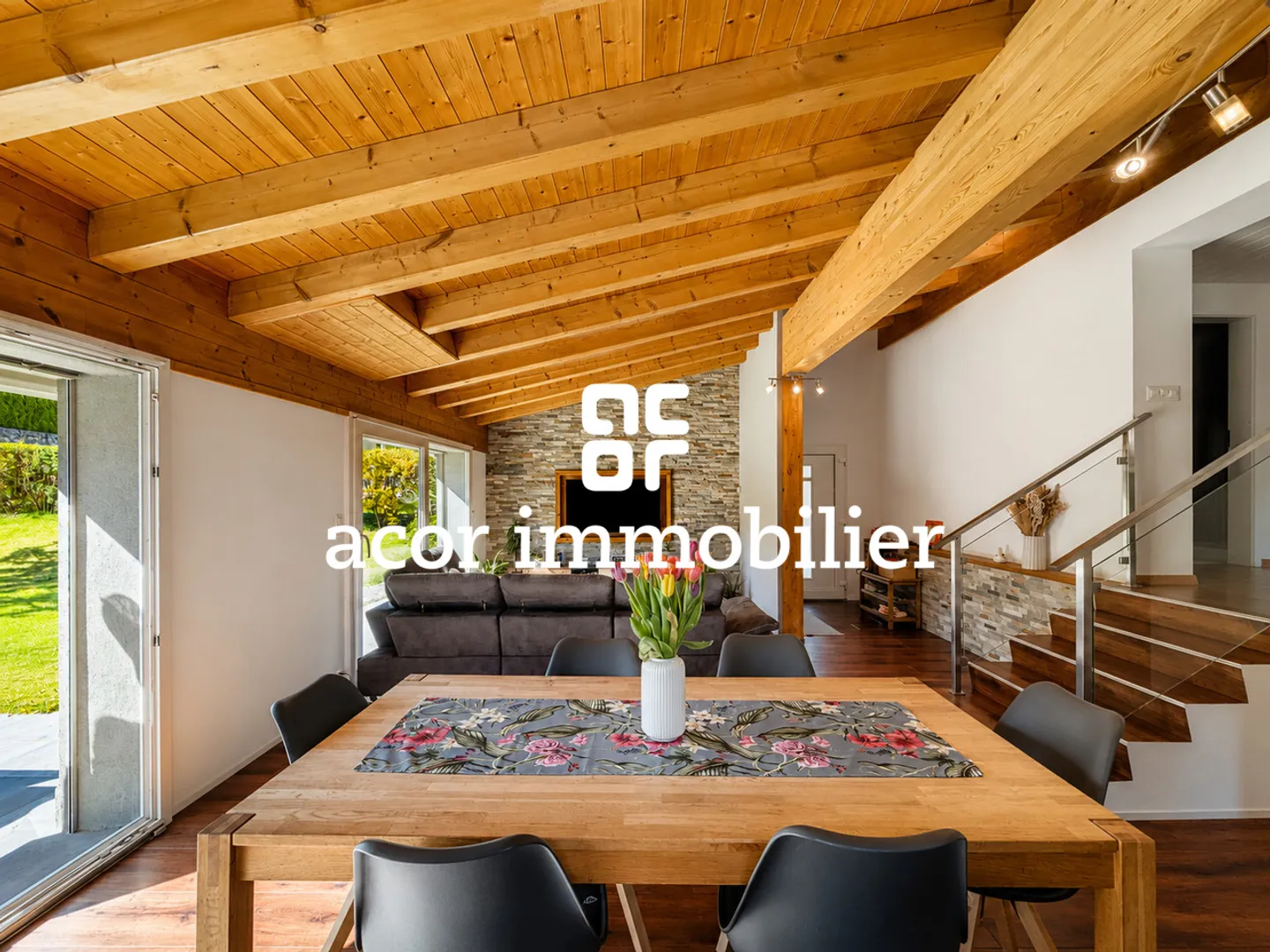 Family property with rental yield - Photo 3 of 6