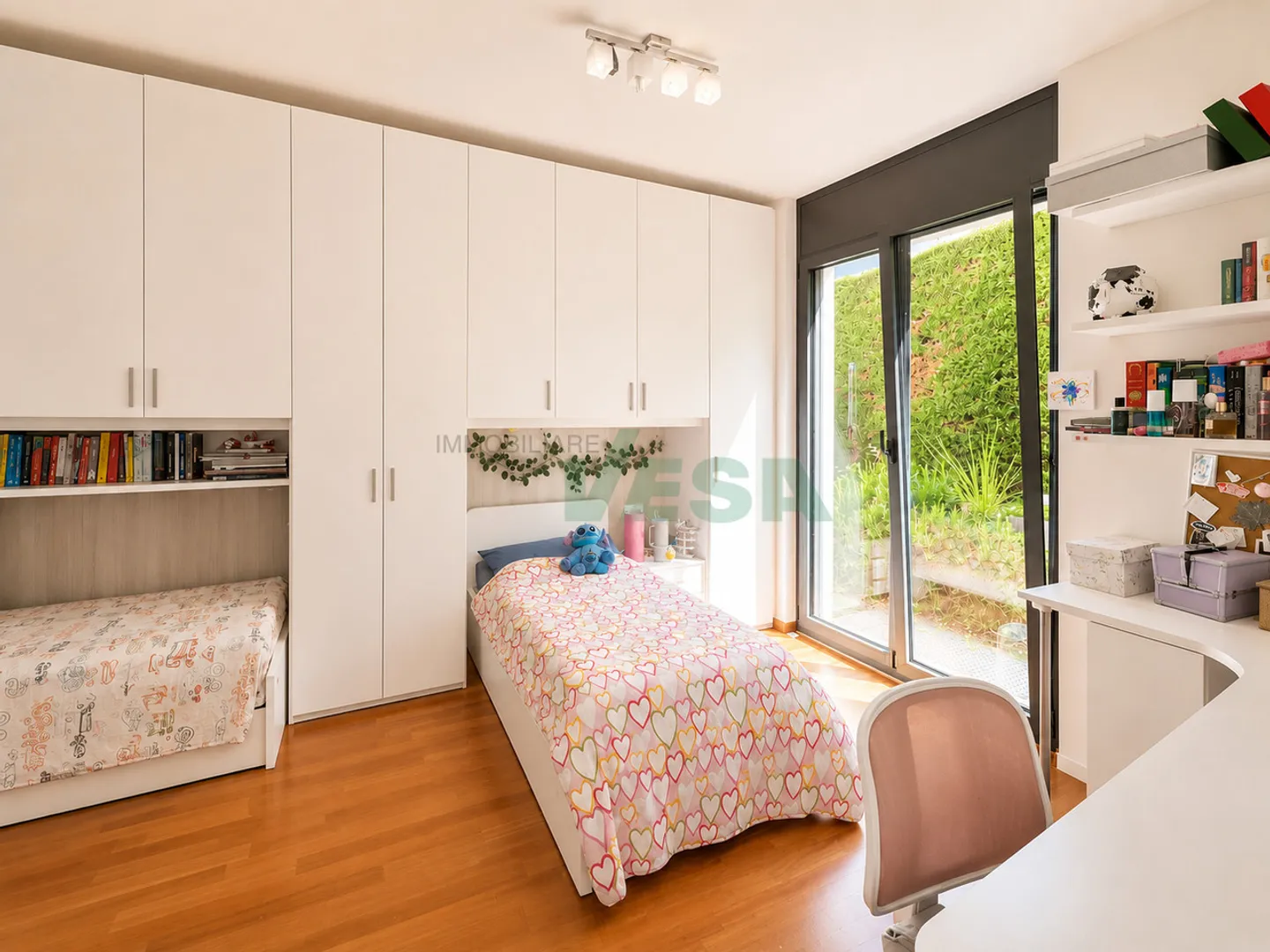 Schöne 6,5-Zimmer-Wohnung mit Garten in ruhiger Hanglage - Foto 9 von 13