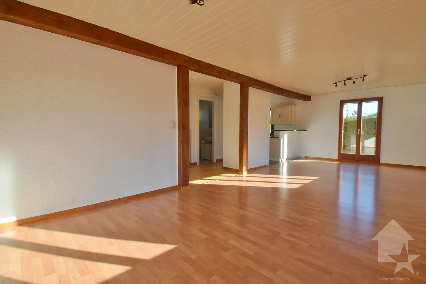 Charmante villa de 4.5 pièces - Photo 5 sur 13