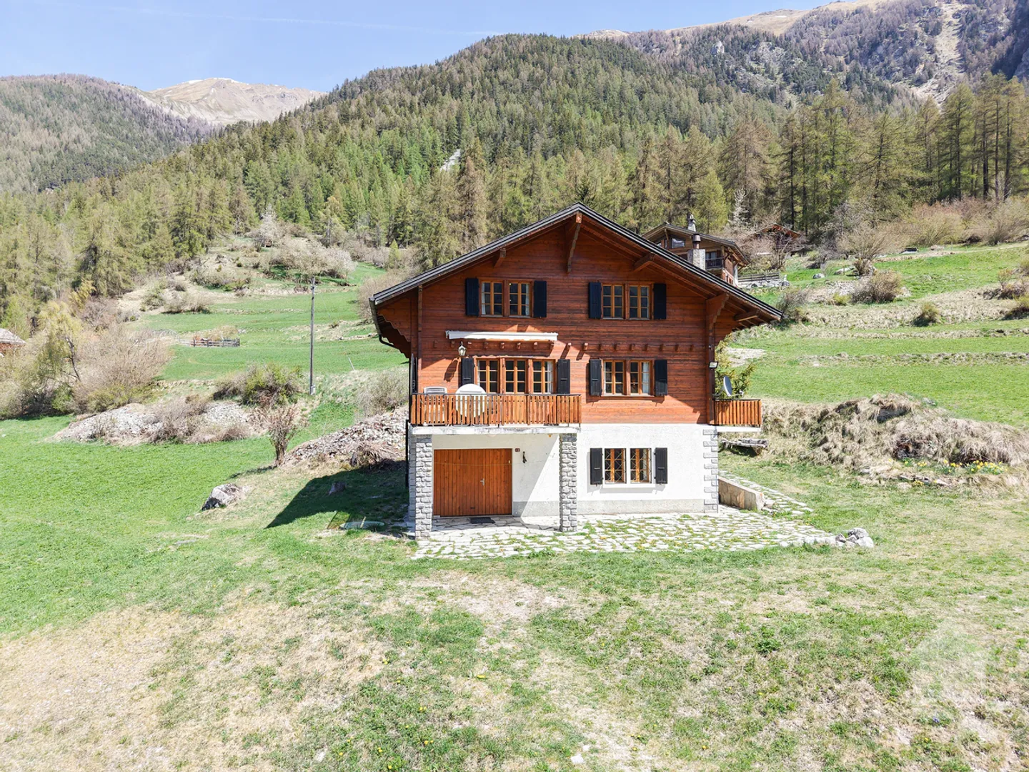 Chalet à proximité du vieux village d'Evolène - Photo 1 sur 13