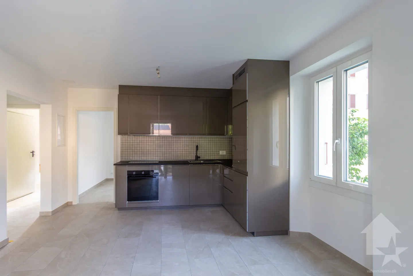Charmante renovierte 3,5-Zimmer-Wohnung mit Garten und Terrasse - Foto 5 von 13