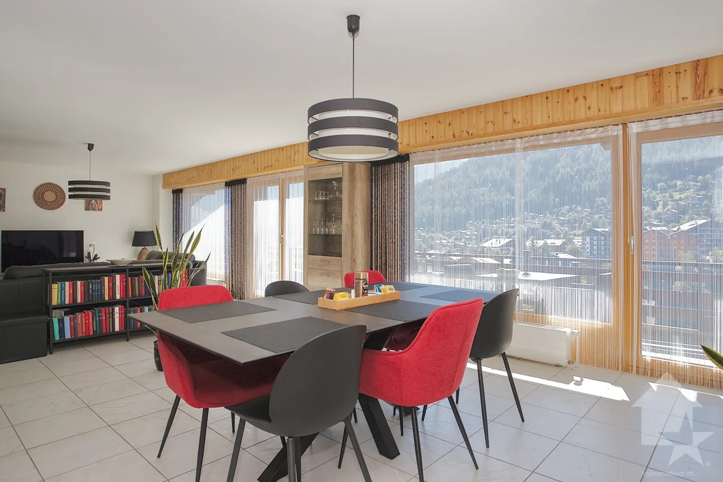 Geräumige 3,5-Zimmer-Wohnung, 125 m², zwei Badezimmer - Foto 4 von 13