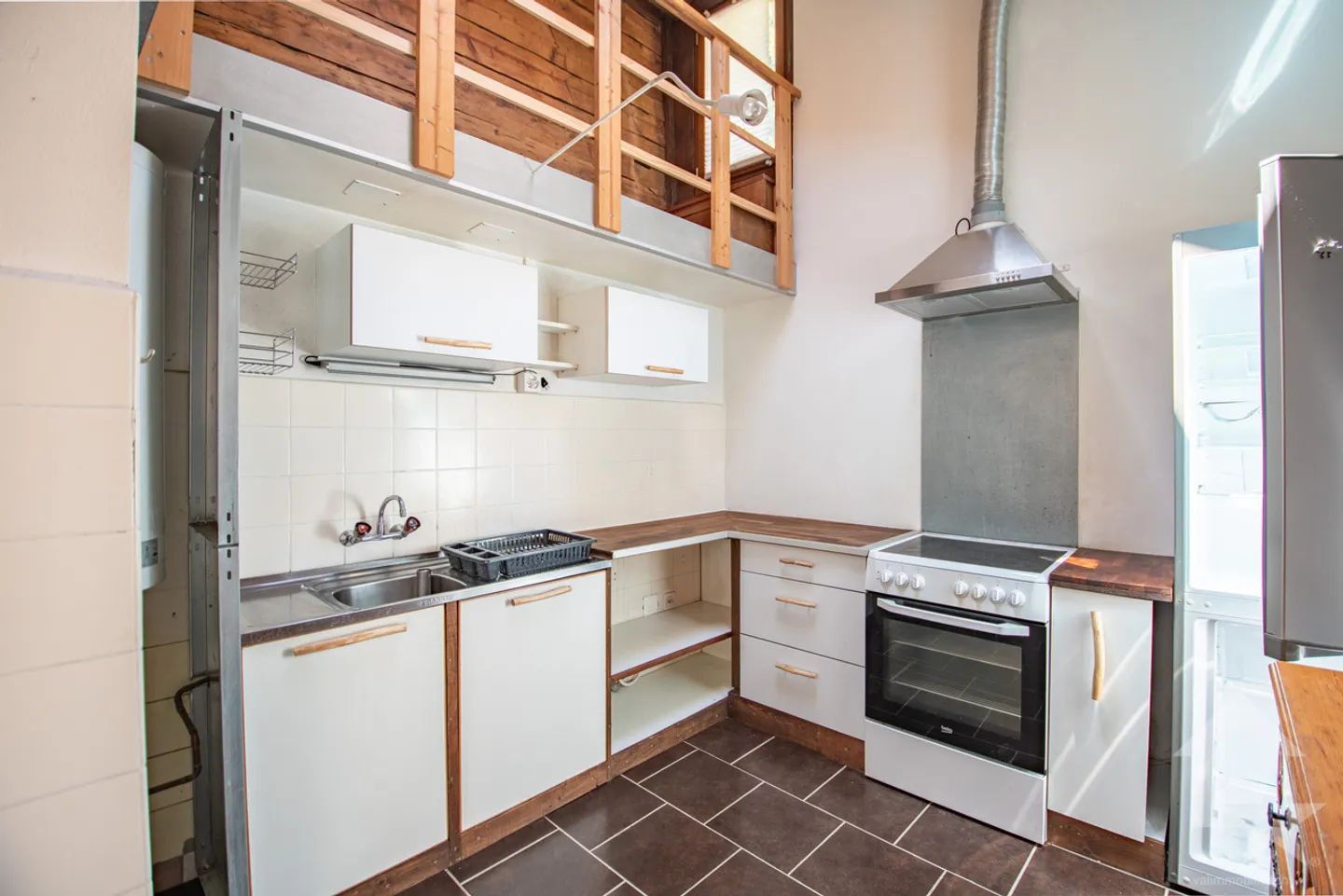 Chalet charmant avec jardin - Photo 4 sur 13