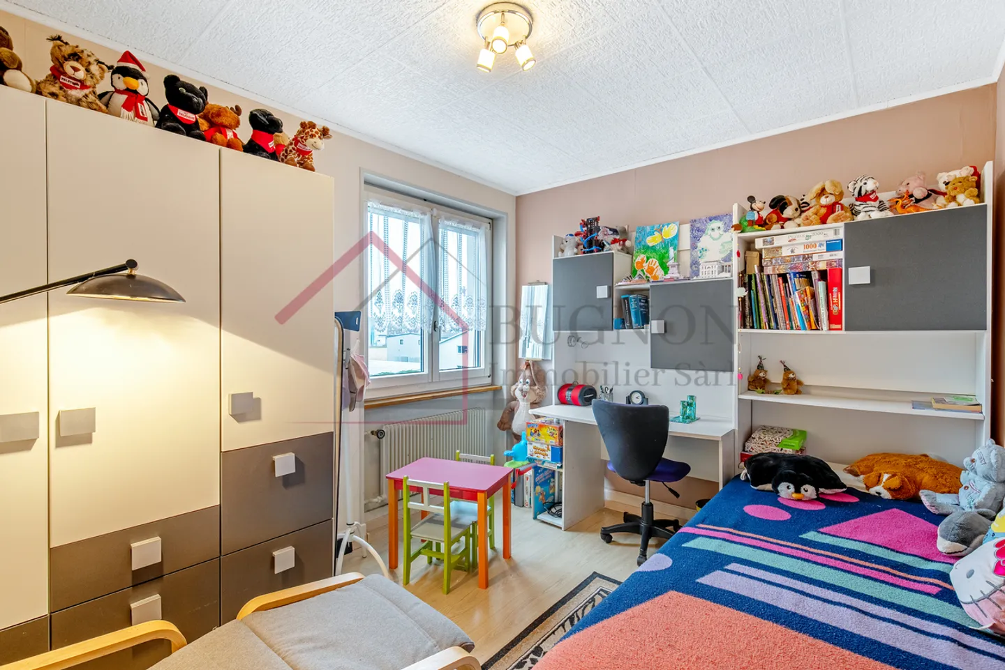 Detached house of 5.5 rooms in a quiet residential area - Photo 8 of 13