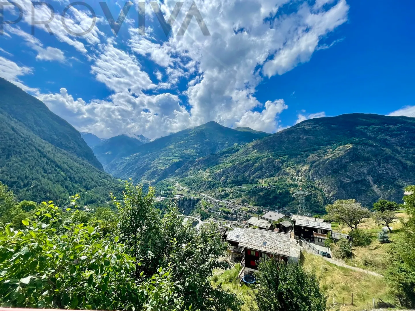 Charmantes Duplex mit Atemberaubender Aussicht - Foto 4 von 10