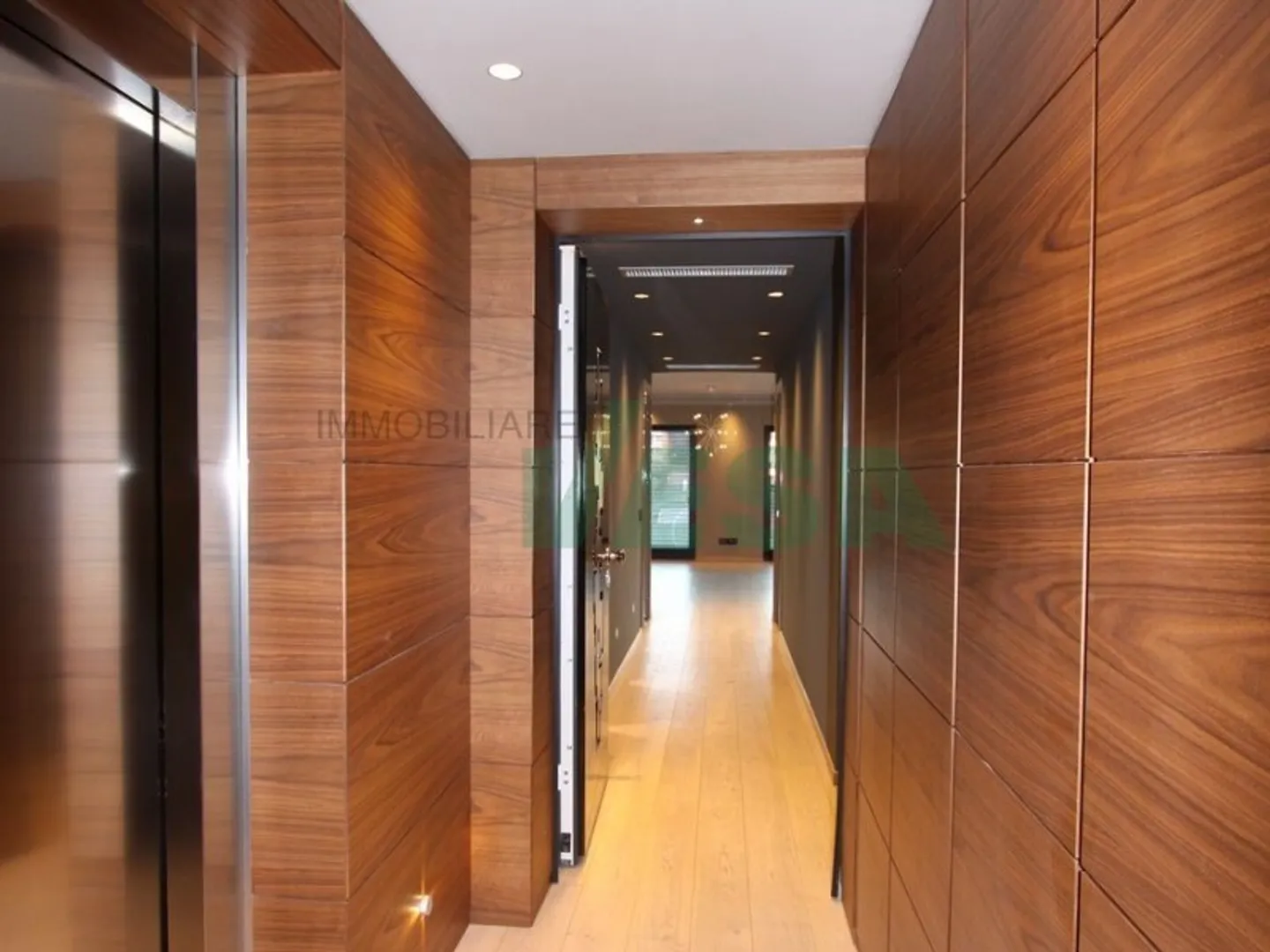 Appartement élégant et prestigieux de 5,5 pièces dans un emplacement pratique - Photo 8 sur 11