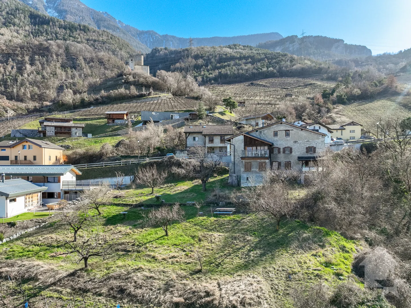 Construisez votre rêve à Saxon - Photo 1 sur 5