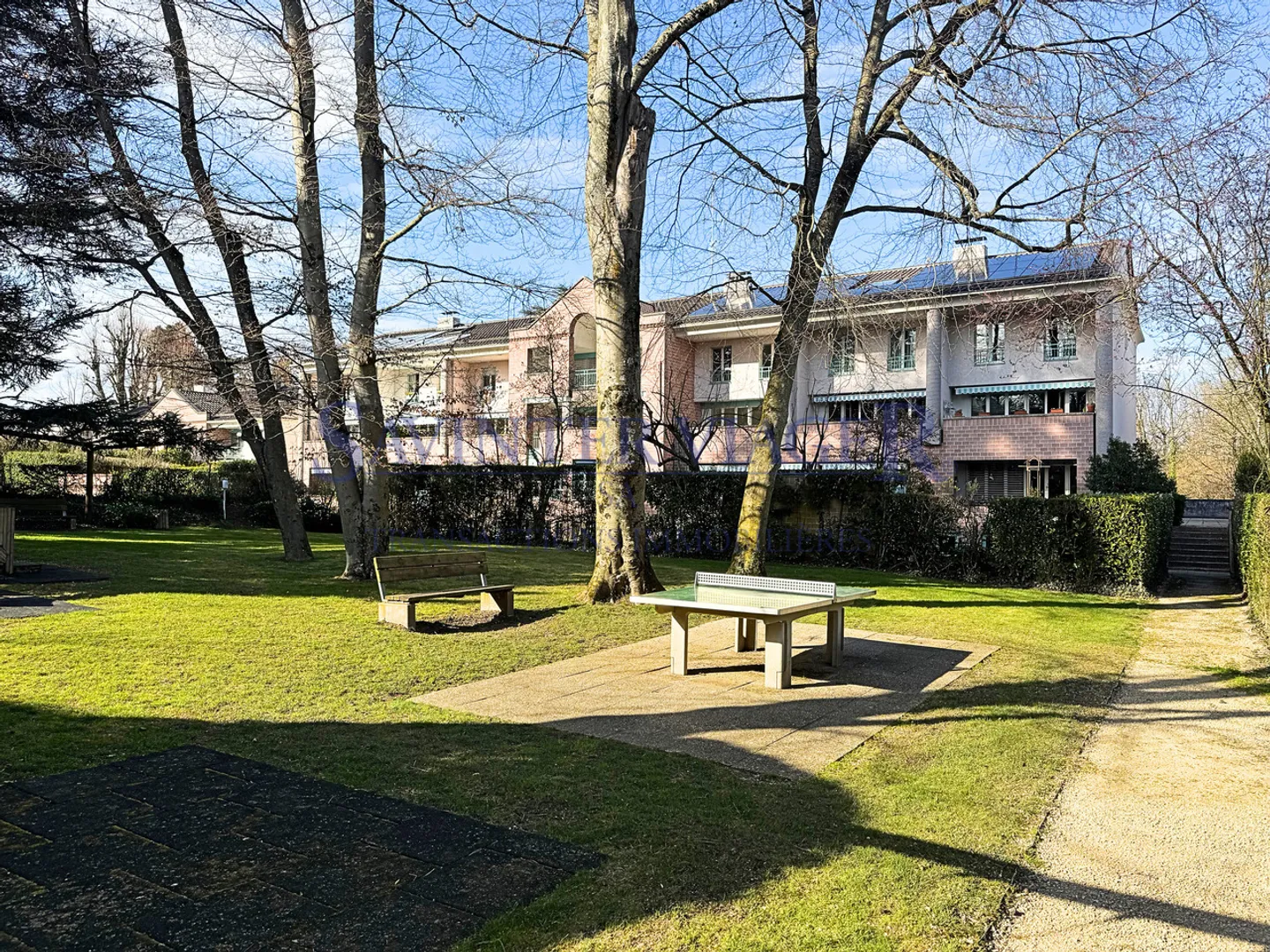 Tiplex in una residenza sicura a Bellevue. Vitalizio occupato. - Foto 6 di 13