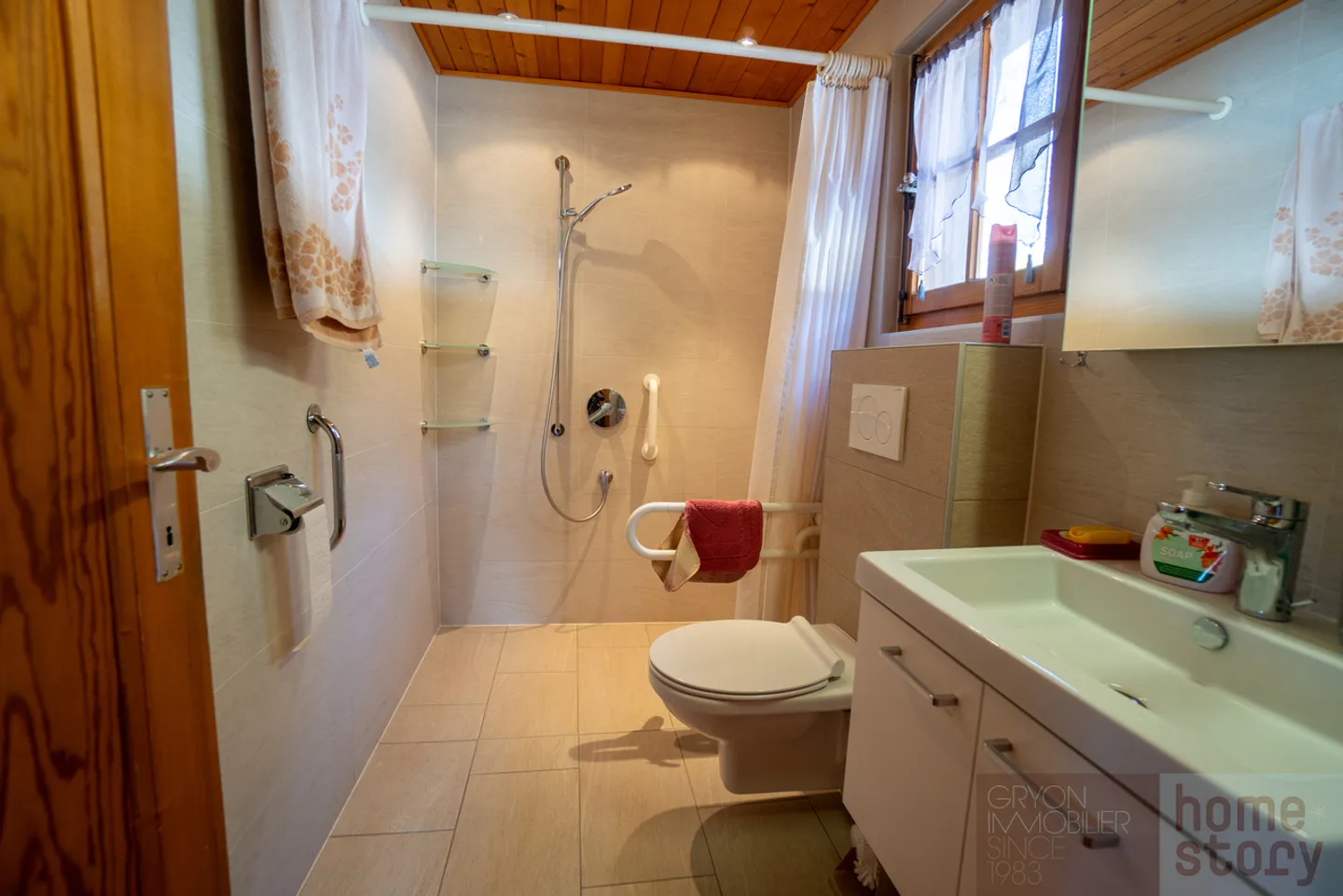 Chalet con vista panoramica a Gryon, comune di Bex - Foto 9 di 13