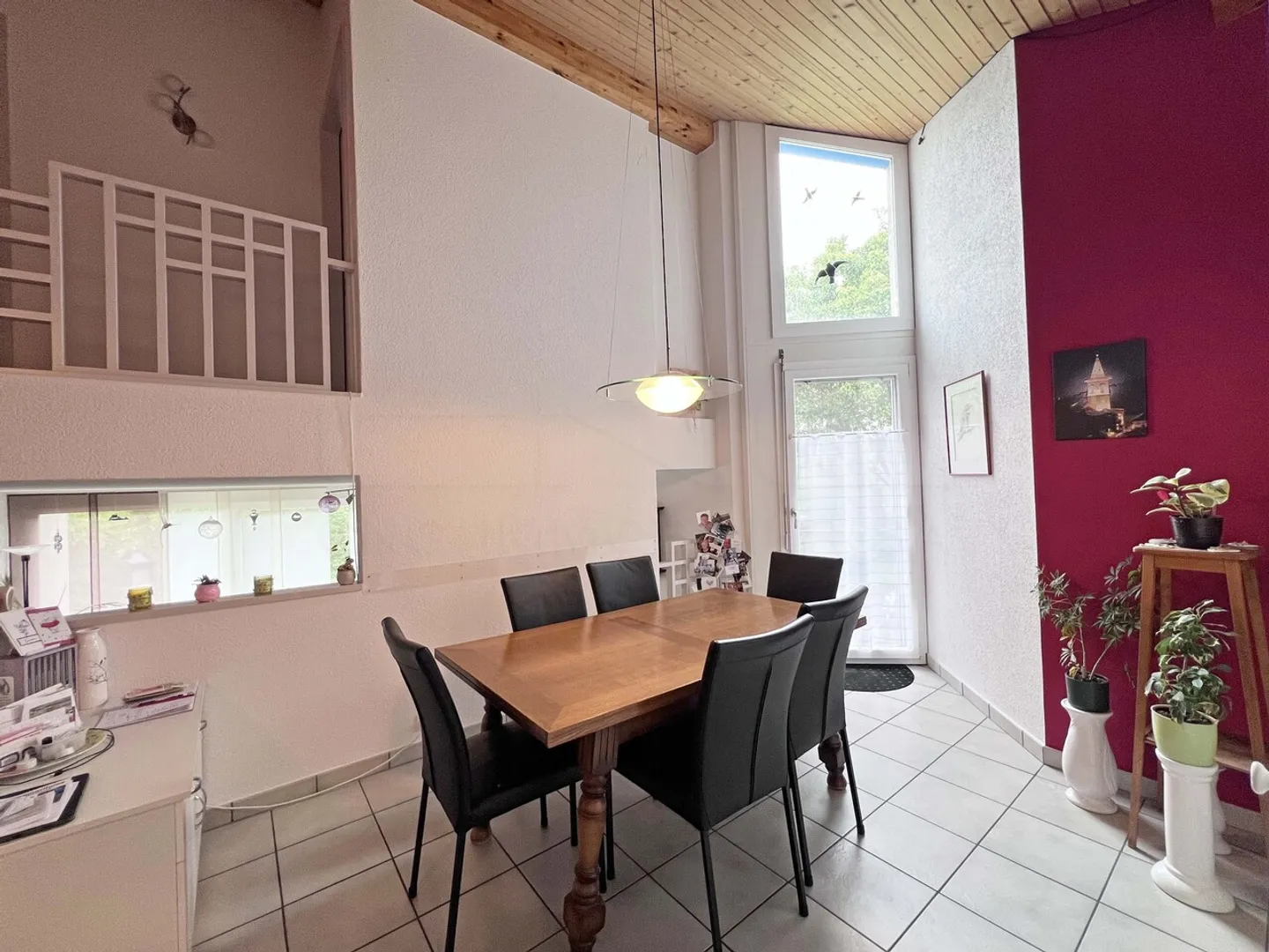 Charming Villa in Peaceful Setting - Photo 6 of 13