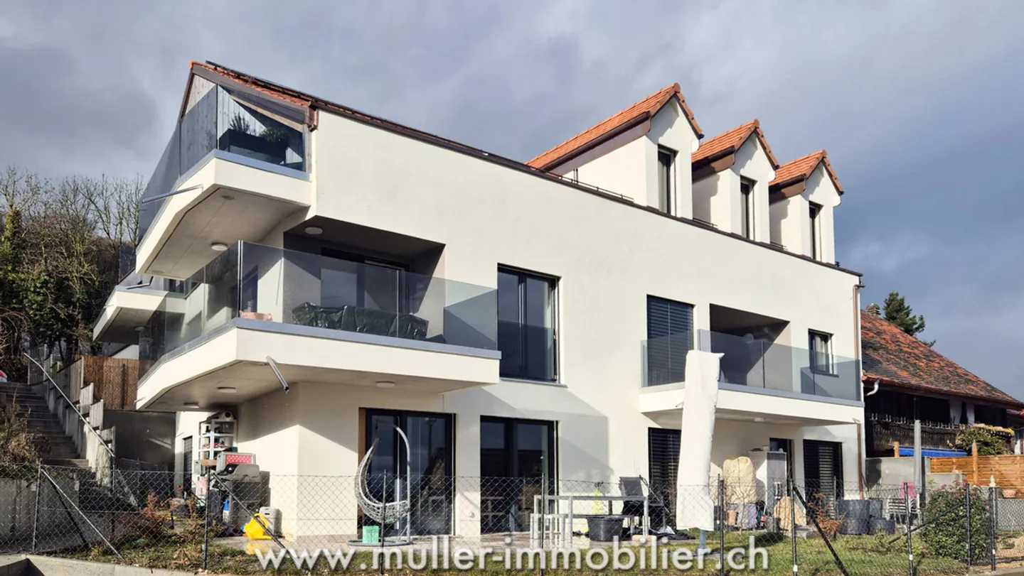 Appartement neuf avec balcon sous les combles à Concise - Photo 2 sur 13