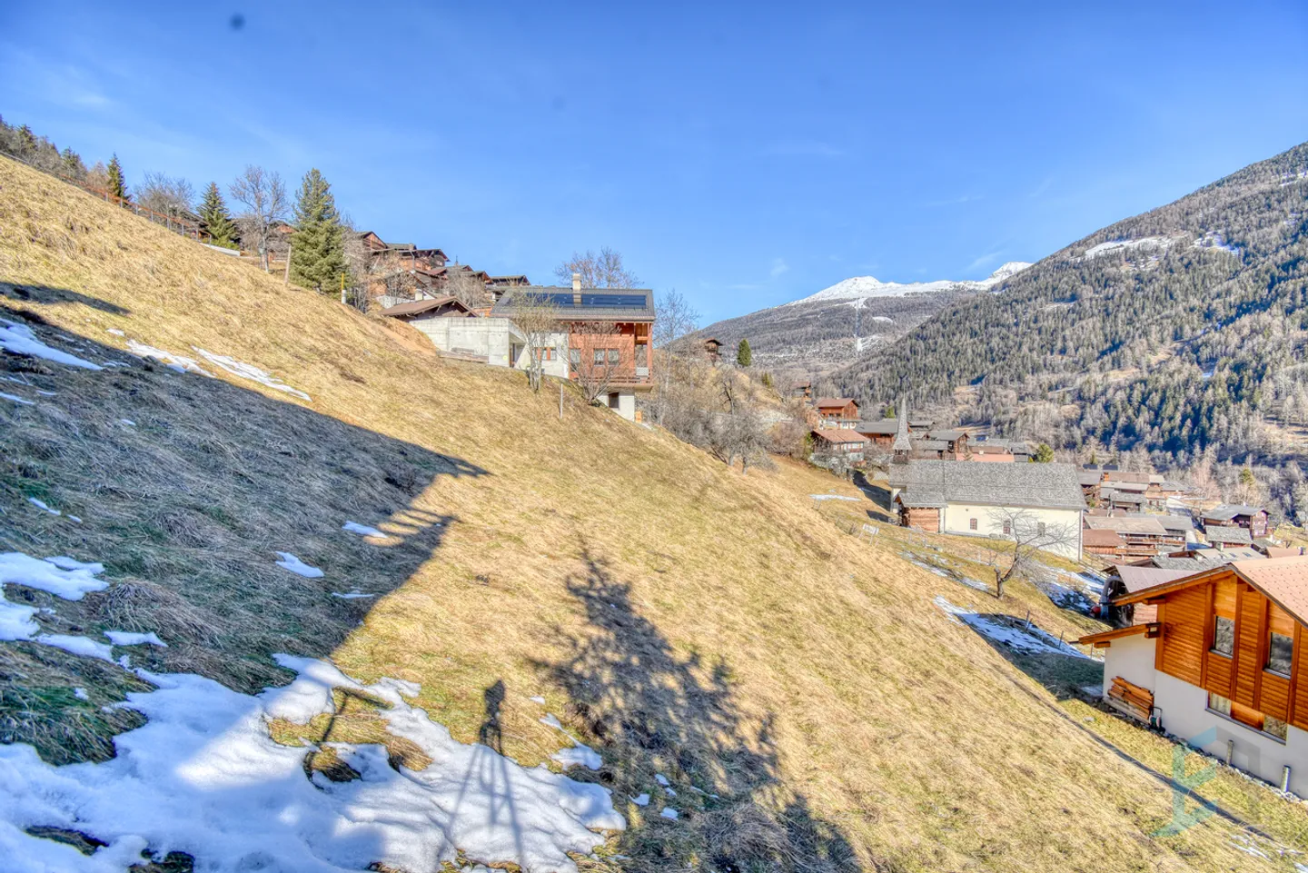 ESCLUSIVITÀ  Magnifico terreno edificabile attrezzato di 1'149m² - Foto 3 di 7