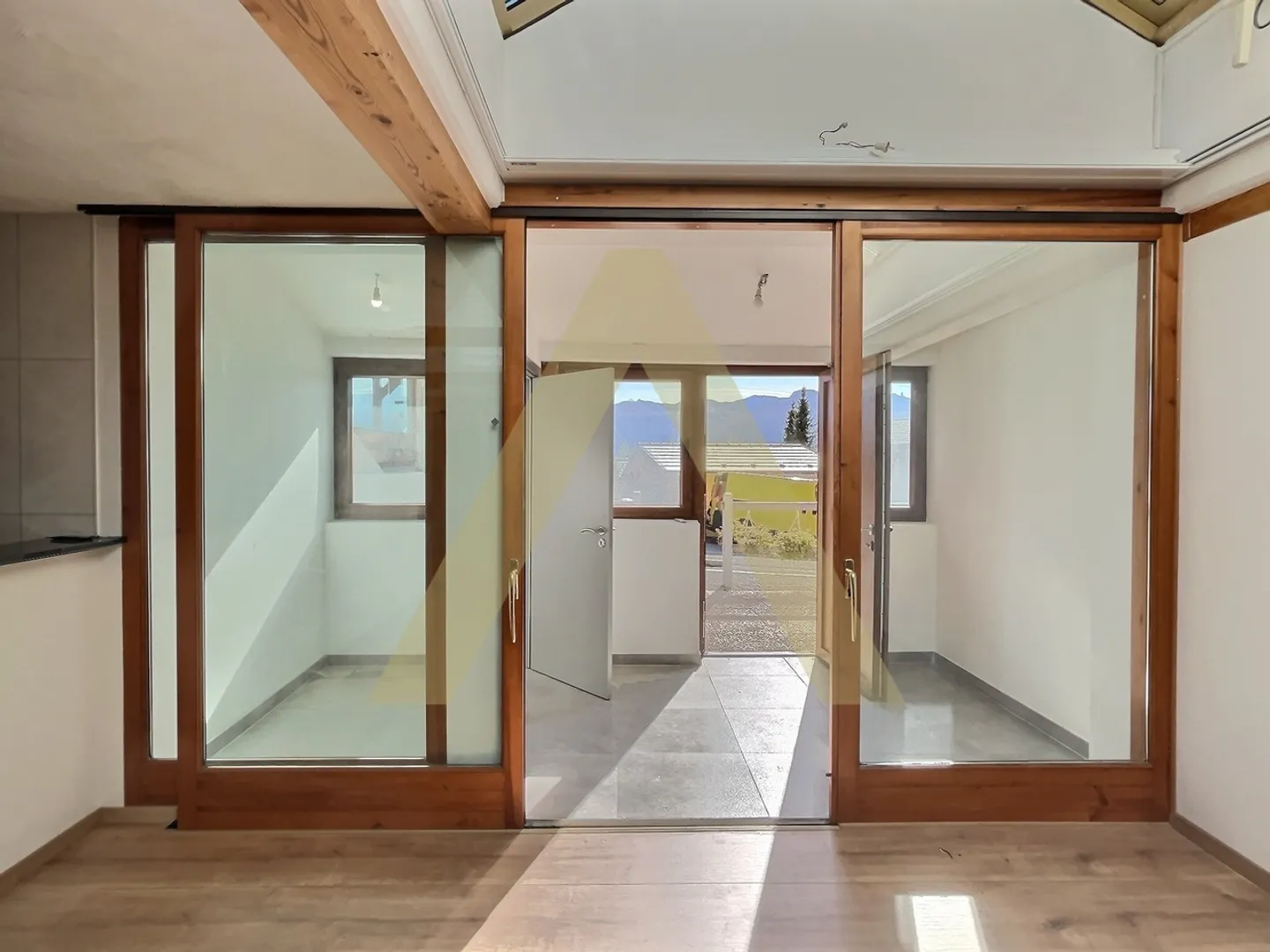 Completely renovated apartment in Anzère - Photo 4 of 12