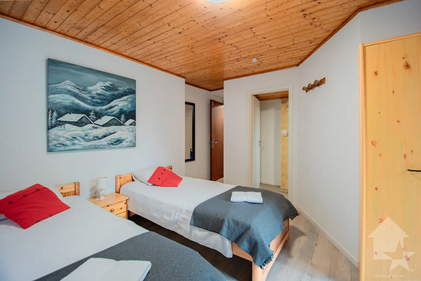 Mixed-use building with ongoing activities - Le Châtelard (VS) - Photo 13 of 13