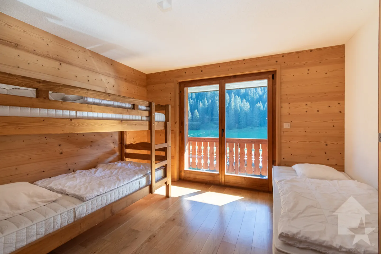 Prestigeträchtiges Chalet in Morgins - 4 Schlafzimmer, Studio und Garten - Foto 8 von 13