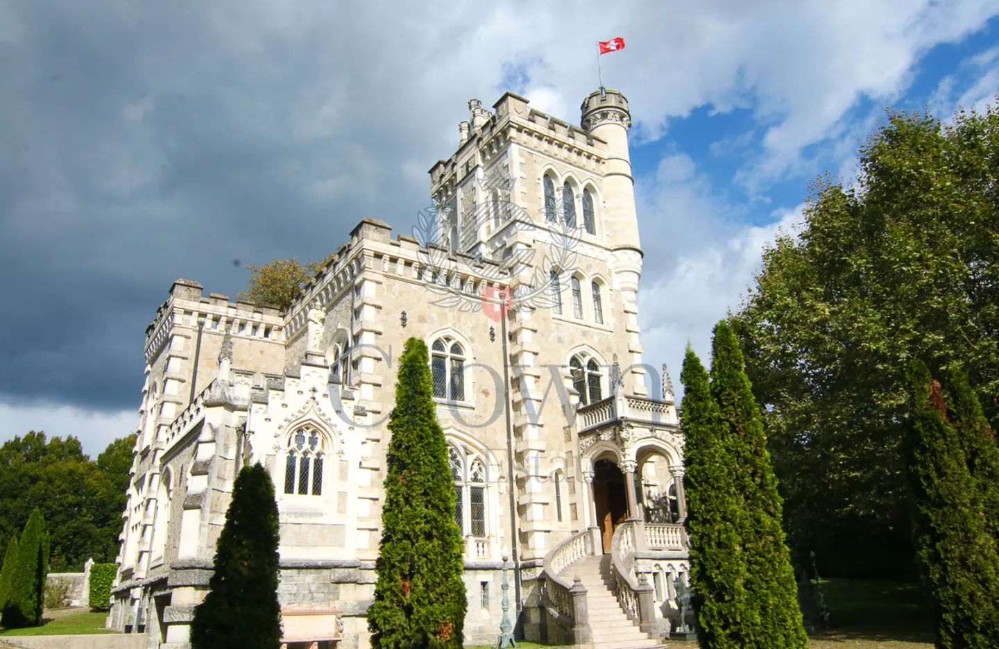 Castle Life at Your Fingertips! - Photo 2 of 13