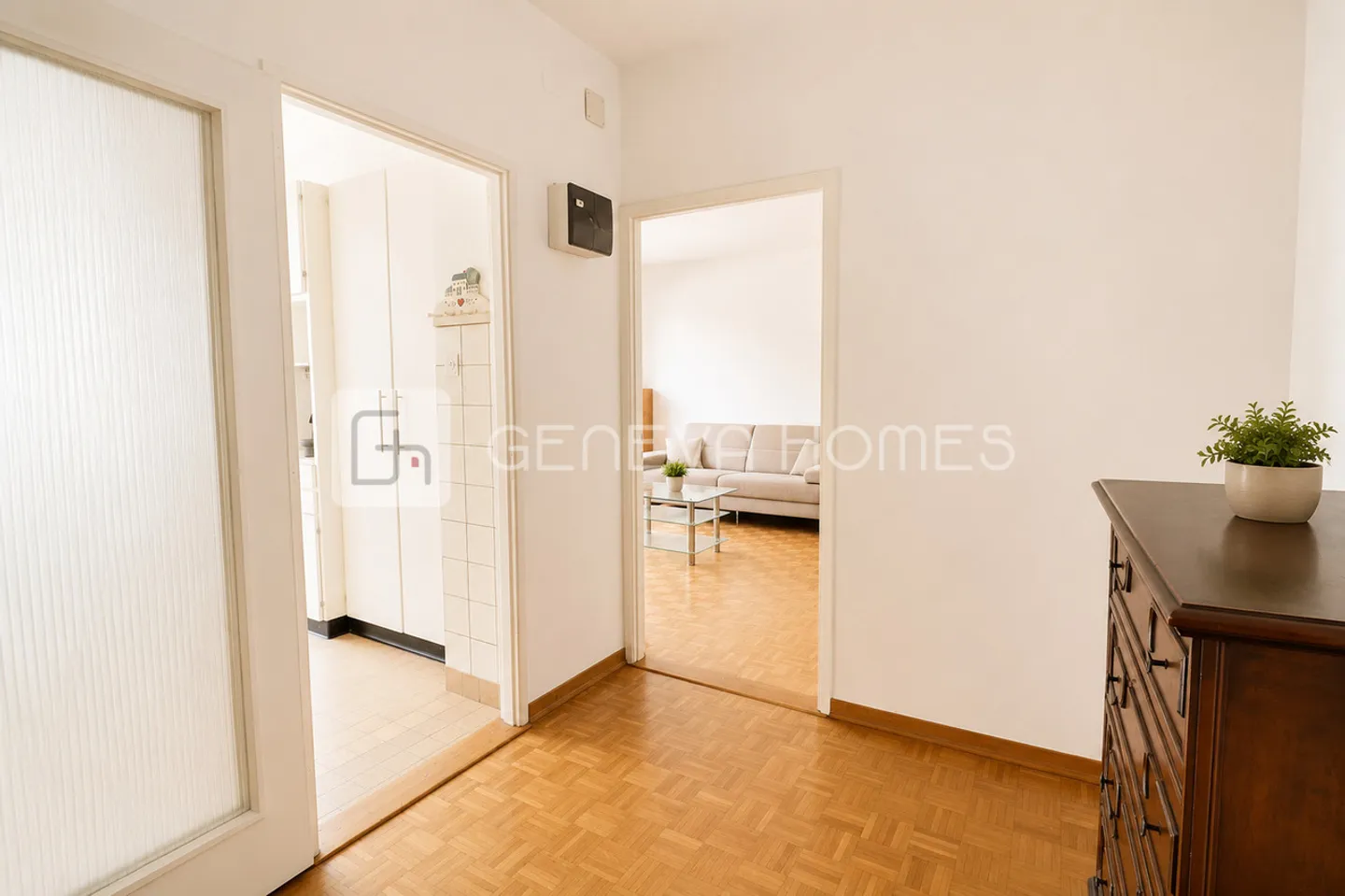 Geräumige 3,5-Zimmer-Wohnung in Versoix - Foto 4 von 11