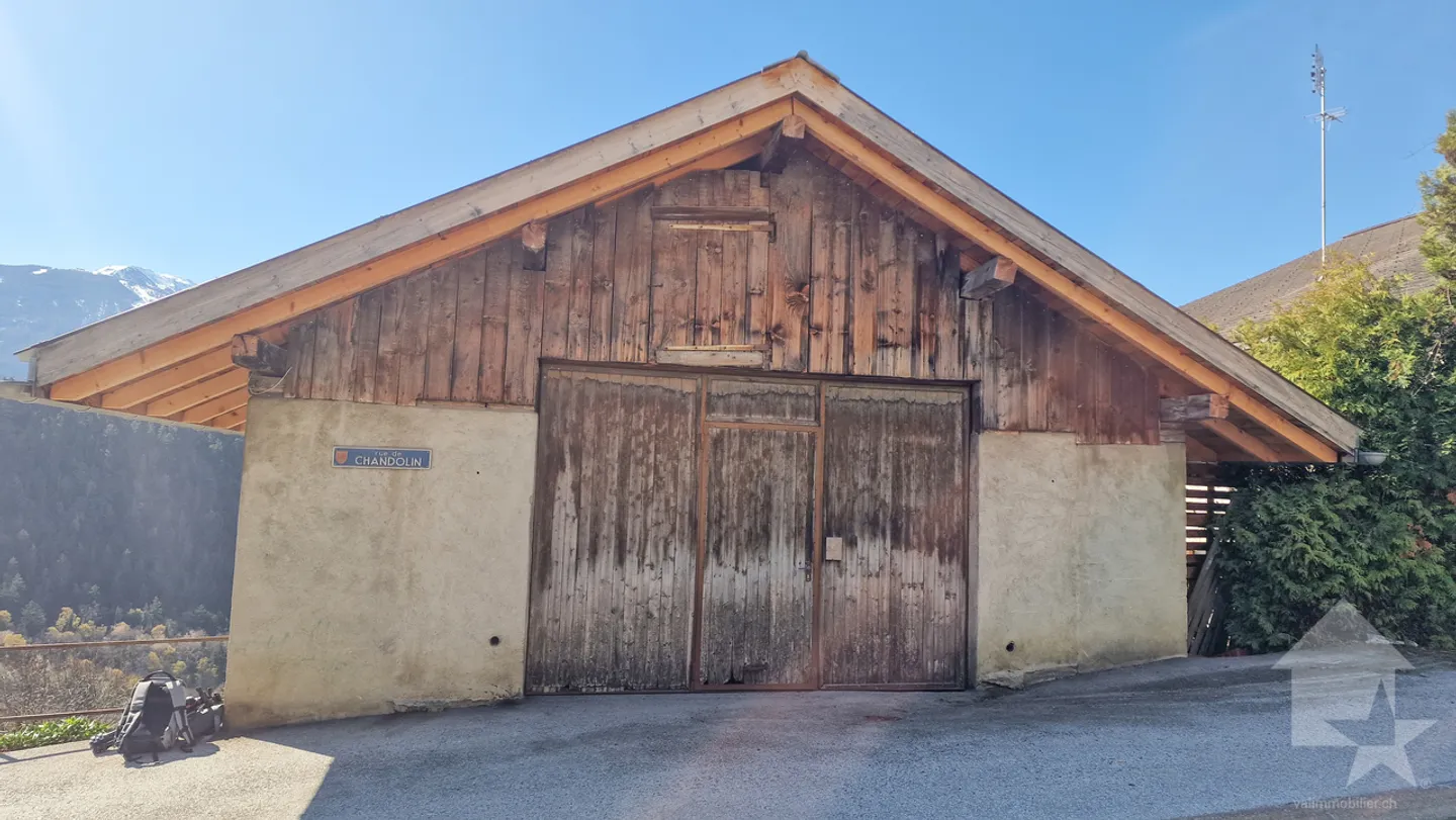 Appartamento di 5.5 locali + fienile/garage, splendida vista, tranquillo, soleggiato - Foto 11 di 13