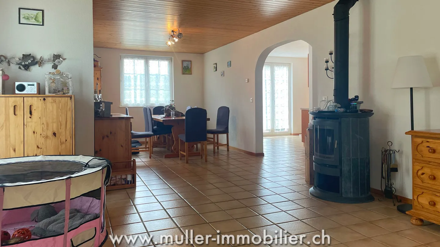 Superba villa in usufrutto occupato senza affitto, a Châtillens - Foto 5 di 13