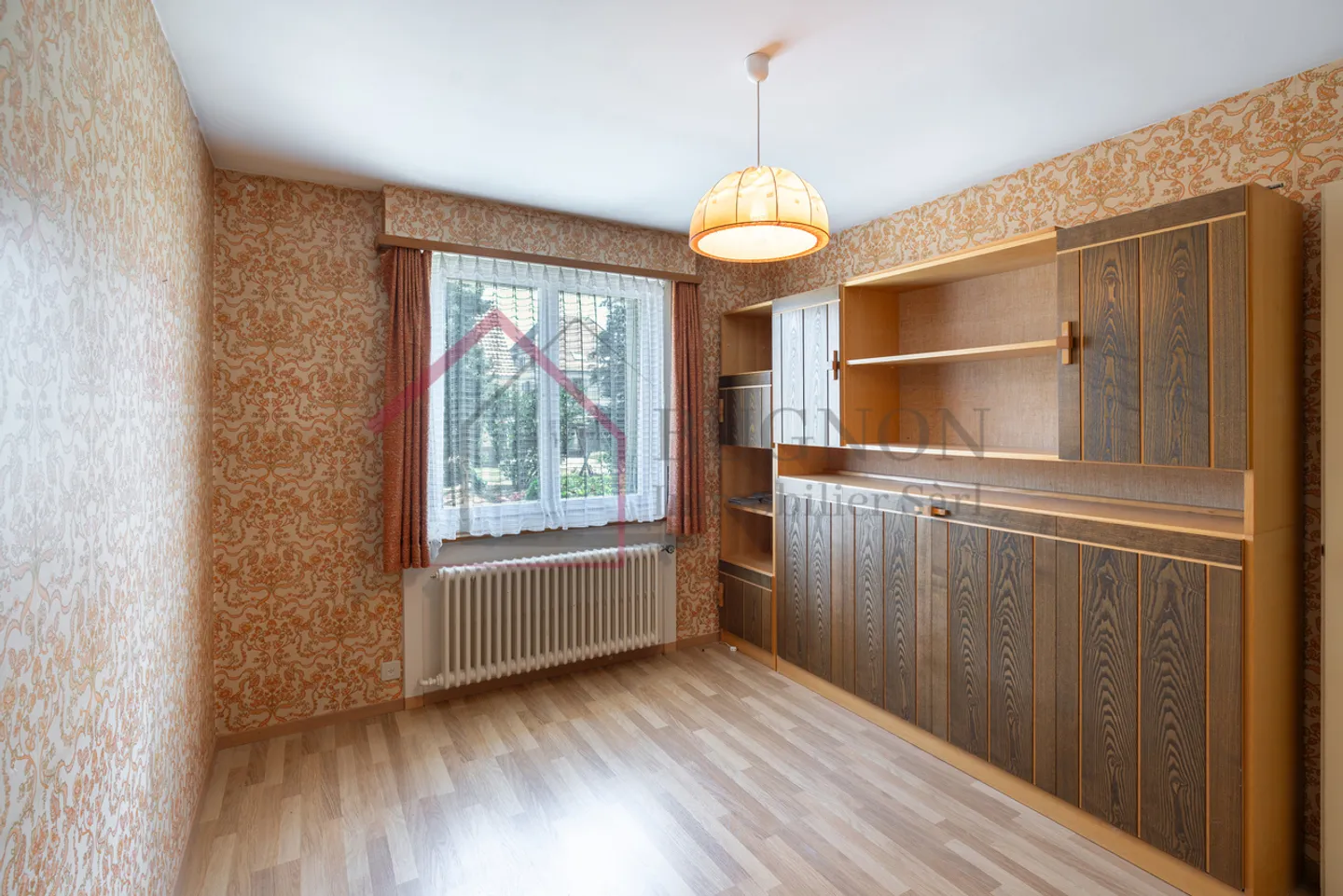 Detached house on a beautiful plot of 692 m² - Photo 11 of 13