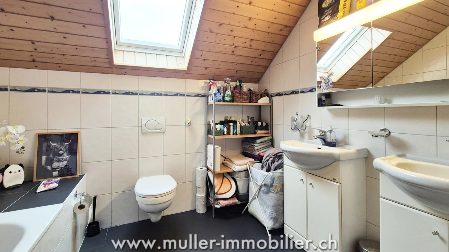 Superba villa indipendente con giardino a Ursy - Foto 7 di 13