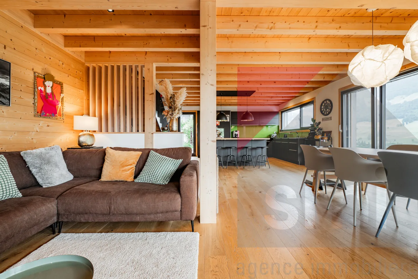The charm of wood, the demands of contemporary living in Châtel-sur-Montsalvens - Photo 2 of 13
