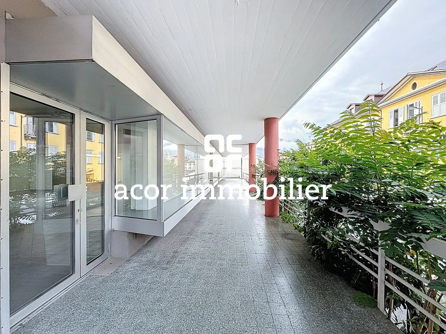 Spazio commerciale con buona visibilità a Nord di Sion! - Foto 1 di 3